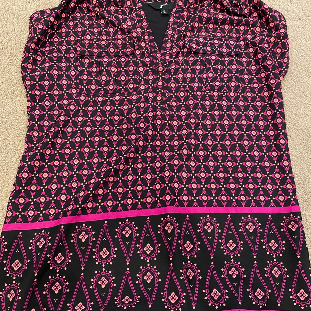 Sleeveless blouse